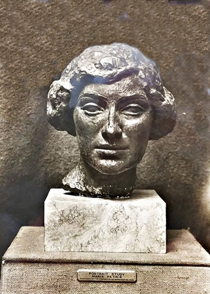 Portrait Study (1911) by Marie Petrie (C) Manchester Art Galleries 2019